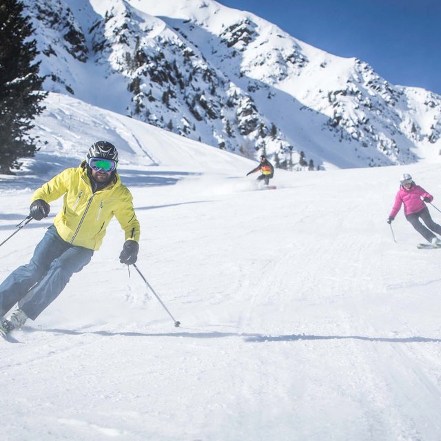 Skifahren Skifahren