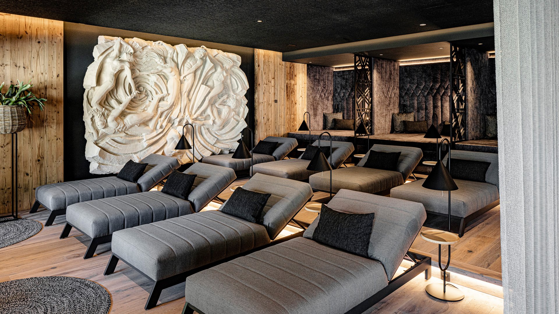 Your retreat for peace and relaxation Luxury hotel holidays in Italy - SCHWARZENSTEIN, spa in the Dolomites