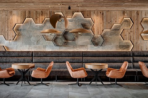 Wellnesshotels - Bar - Spieltische - Kinderunterhaltung Wellnesshotels - Bar - Spieltische - Kinderunterhaltung