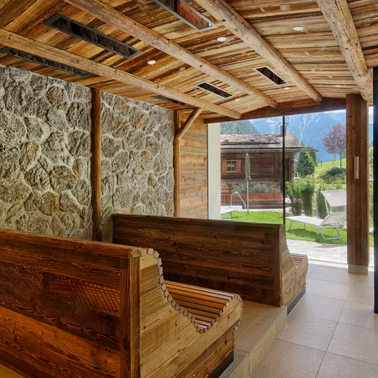 Premium Spa South Tyrol | 7,700 m² Sky Spa & Infinity Pool in Ahrntal Valley Premium Spa South Tyrol | 7,700 m² Sky Spa & Infinity Pool in Ahrntal Valley