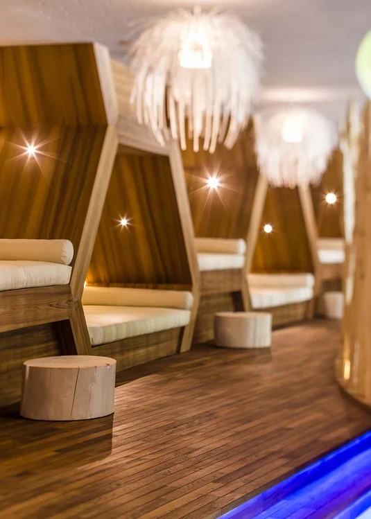 Premium Spa South Tyrol | 7,700 m² Sky Spa & Infinity Pool in Ahrntal Valley Premium Spa South Tyrol | 7,700 m² Sky Spa & Infinity Pool in Ahrntal Valley
