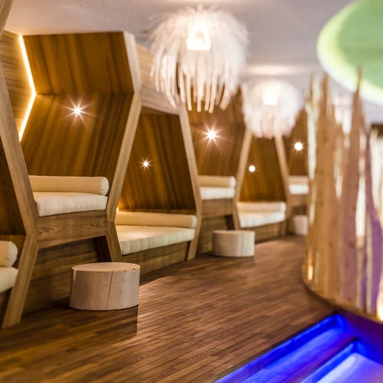 Premium Spa South Tyrol | 7,700 m² Sky Spa & Infinity Pool in Ahrntal Valley Premium Spa South Tyrol | 7,700 m² Sky Spa & Infinity Pool in Ahrntal Valley