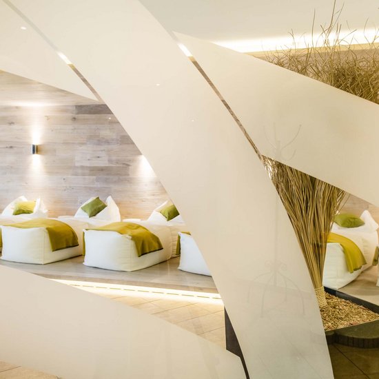 Ein Wellness-Urlaub in Südtirol – 5.000 m² Spa, 10 Saunen Ein Wellness-Urlaub in Südtirol – 5.000 m² Spa, 10 Saunen
