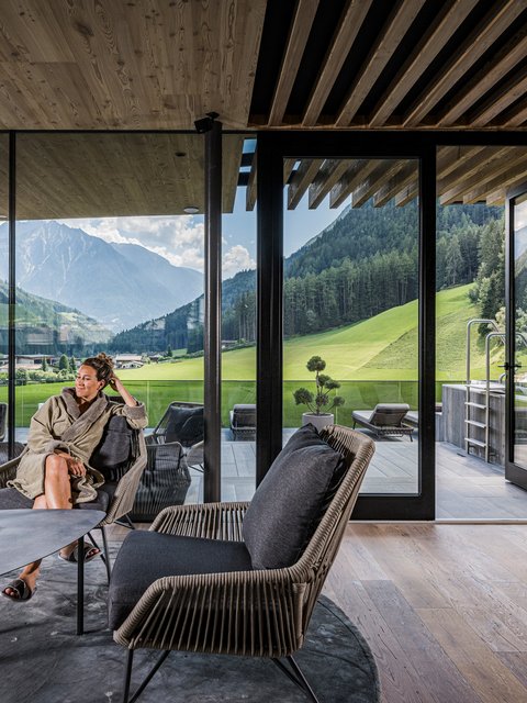 Wellnesshotels - Sky Lounge - Sky Bar - Panoramablick - Genuss Wellnesshotels - Sky Lounge - Sky Bar - Panoramablick - Genuss