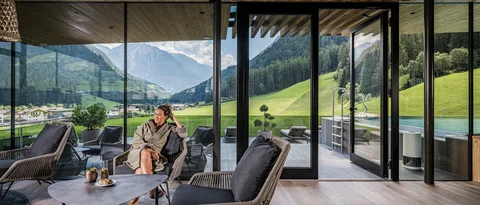 Wellnesshotels mit Sky Lounge und Sky Bar mit Panoramablick - Genuss Wellnesshotels - Sky Lounge - Sky Bar - Panoramablick - Genuss