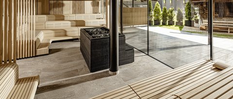verschiedene Saunen - Entspannungsoasen Wellnesshotels - Ahrntal - Sauna - Ruheraum
