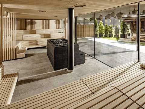 verschiedene Saunen - Entspannungsoasen Wellnesshotels - Ahrntal - Sauna - Ruheraum