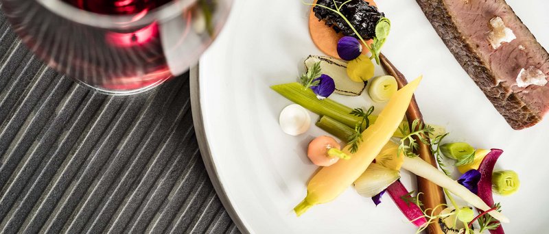 Enjoy the Italian-Mediterranean cuisine at Hotel Schwarzenstein Enjoy the Italian-Mediterranean cuisine at Hotel Schwarzenstein
