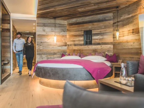 Bildergalerie | Hotel Schwarzenstein Luttach Ahrntal Südtirol Bildergalerie | Hotel Schwarzenstein Luttach Ahrntal Südtirol