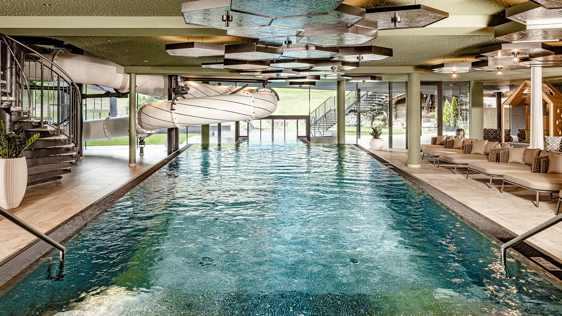 60m water slide, 25m infinity pool, baby pool with attractions Fun & games in the family pool - Children's pool - Holiday