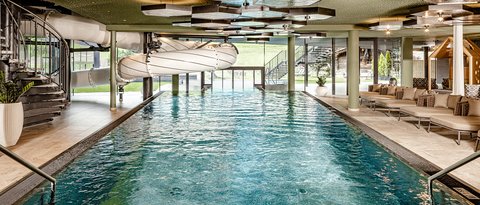 Spielspaß mit der ganzen Familie Spiel & Spass im Family Pool - Kinderbecken - Urlaub