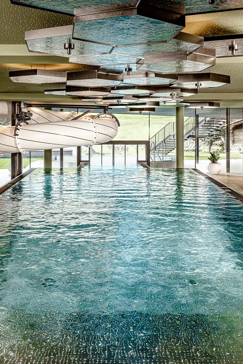 Spielspaß mit der ganzen Familie Spiel & Spass im Family Pool - Kinderbecken - Urlaub