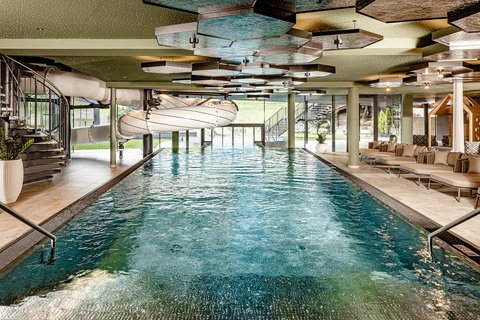 Spielspaß mit der ganzen Familie Spiel & Spass im Family Pool - Kinderbecken - Urlaub